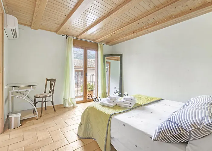 Ca Lluis בית נופש