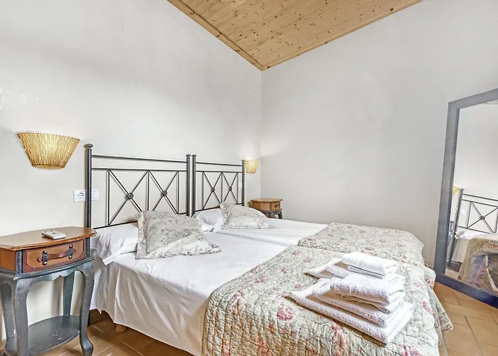 Ca Lluis בית נופש *