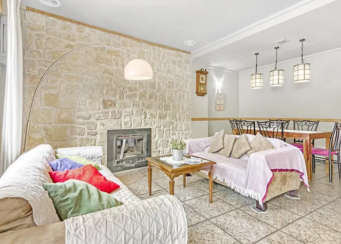 בית נופש Ca Lluis *