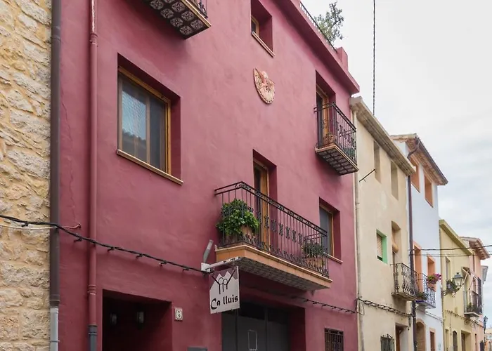 Ca Lluis בית נופש *